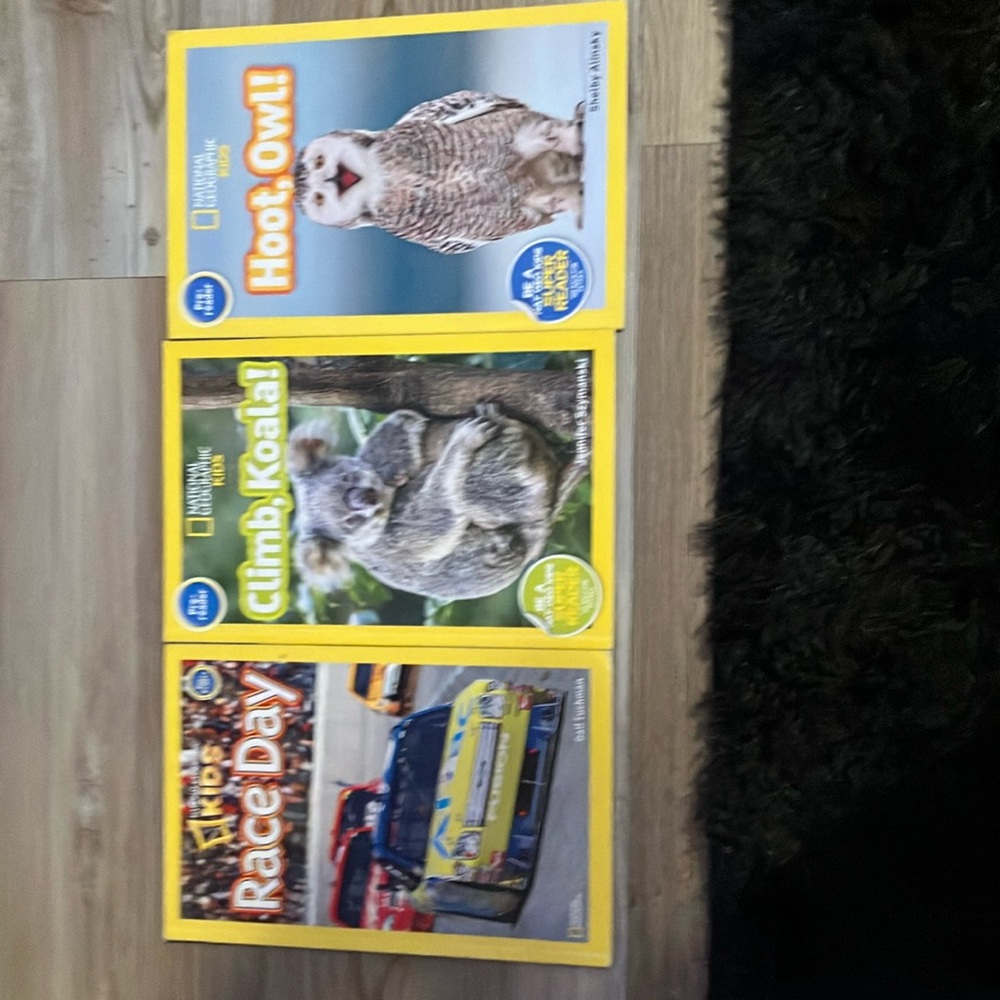 National Geographic Animal Book Setw - Yellow